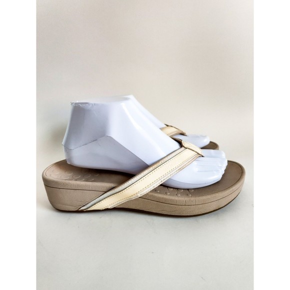 Vionic Woman Cream Tide ll Size 8 Thong Sandals Flip Flops Beach Comfort Support - Picture 4 of 9